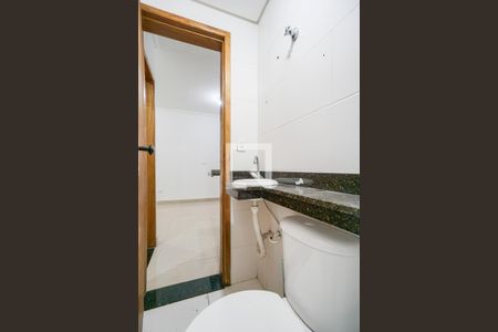 Banheiro de apartamento para alugar com 1 quarto, 38m² em Penha de França, São Paulo