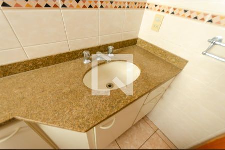 Casa para alugar com 165m², 3 quartos e 2 vagasBanheiro