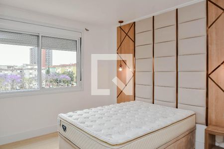 Suíte de apartamento para alugar com 3 quartos, 94m² em Passo D’areia, Porto Alegre
