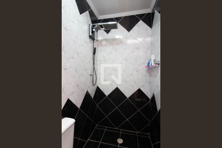 Banheiro  de casa à venda com 3 quartos, 110m² em Jardim Marabá, São Paulo