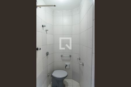 Apartamento à venda com 79m², 2 quartos e 1 vaga Apartamento à venda com 79m², 2 quartos e 1 vagaBanheiro de serviço
