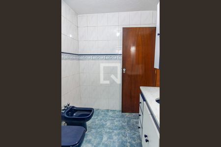 Apartamento à venda com 79m², 2 quartos e 1 vaga Apartamento à venda com 79m², 2 quartos e 1 vagaBanheiro