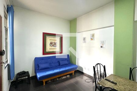 Studio de apartamento para alugar com 1 quarto, 38m² em Leme, Rio de Janeiro