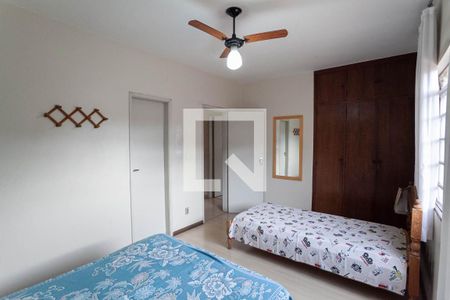 Casa à venda com 243m², 3 quartos e 4 vagasSuíte 