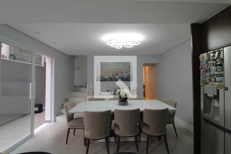 Casa para alugar com 250m², 3 quartos e 2 vagasCozinha