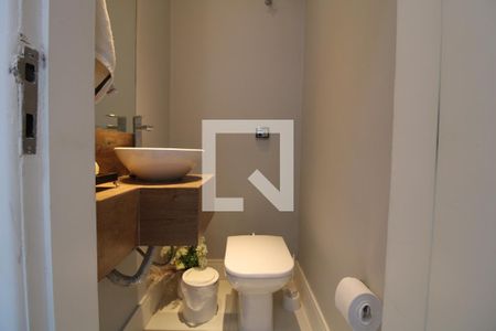 Casa para alugar com 250m², 3 quartos e 2 vagasLavabo  2 