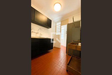 Apartamento à venda com 77m², 2 quartos e sem vagaCozinha