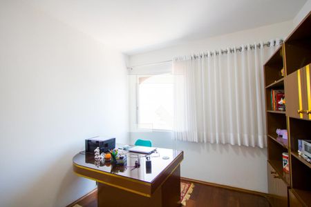 Apartamento à venda com 150m², 4 quartos e 2 vagas Apartamento à venda com 150m², 4 quartos e 2 vagasQuarto 4