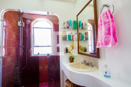 Apartamento à venda com 150m², 4 quartos e 2 vagas Apartamento à venda com 150m², 4 quartos e 2 vagasBanheiro social