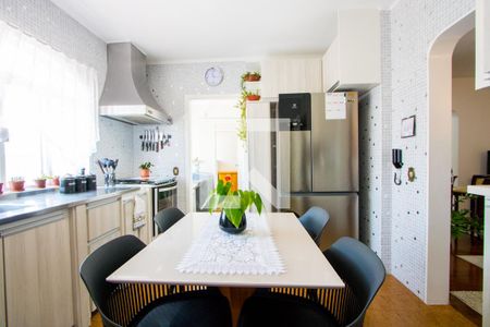 Apartamento à venda com 150m², 4 quartos e 2 vagas Apartamento à venda com 150m², 4 quartos e 2 vagasCozinha