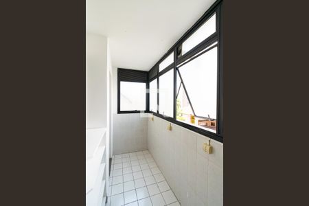 Apartamento à venda com 110m², 3 quartos e 3 vagasLavanderia