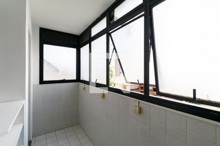 Apartamento à venda com 110m², 3 quartos e 3 vagasLavanderia