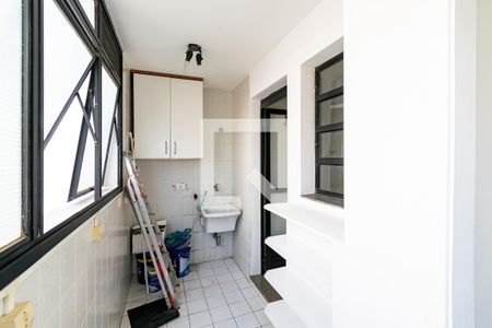 Apartamento à venda com 110m², 3 quartos e 3 vagasLavanderia