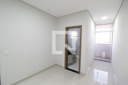 Suíte 1 de apartamento para alugar com 3 quartos, 127m² em Granada, Uberlândia
