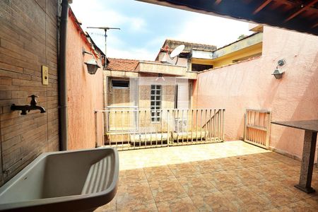 Casa à venda com 90m², 2 quartos e 1 vagaTerraço