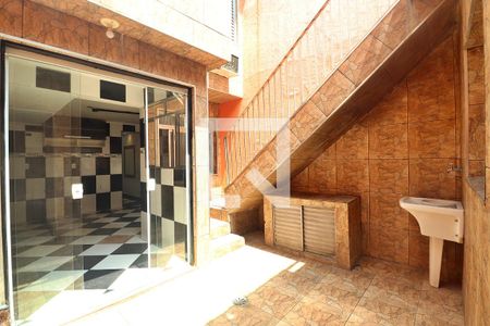 Casa à venda com 90m², 2 quartos e 1 vagaÁrea de Serviço