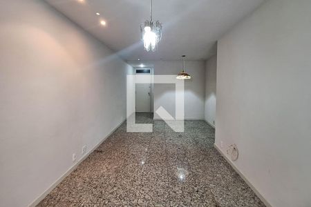 Apartamento à venda com 90m², 2 quartos e 1 vagaSala