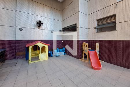 Apartamento à venda com 90m², 2 quartos e 1 vagaÁrea comum