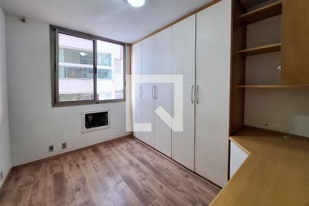 Apartamento à venda com 90m², 2 quartos e 1 vagaQuarto