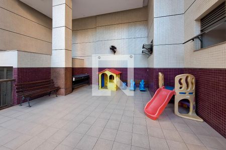 Apartamento à venda com 90m², 2 quartos e 1 vagaÁrea comum