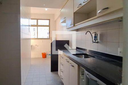 Apartamento à venda com 90m², 2 quartos e 1 vagaCozinha