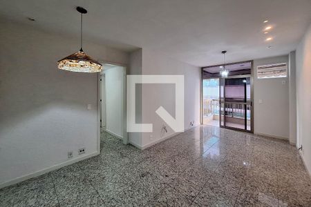 Apartamento à venda com 90m², 2 quartos e 1 vagaSala