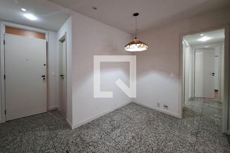 Apartamento à venda com 90m², 2 quartos e 1 vagaSala