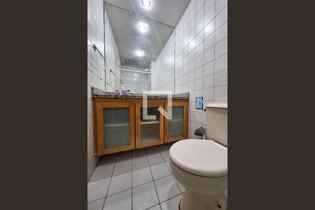 Apartamento à venda com 90m², 2 quartos e 1 vagaBanheiro Social