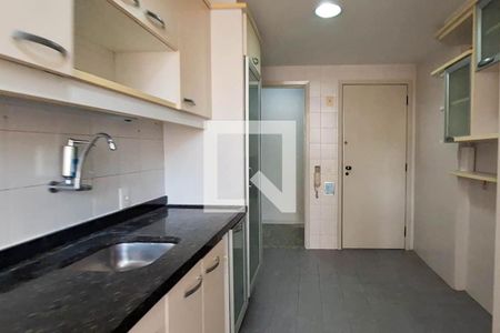 Apartamento à venda com 90m², 2 quartos e 1 vagaCozinha