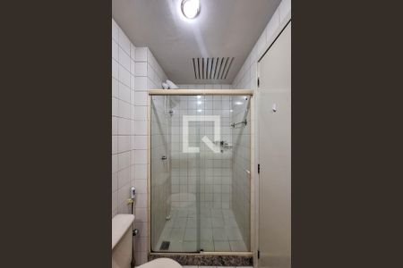 Apartamento à venda com 90m², 2 quartos e 1 vagaBanheiro Social