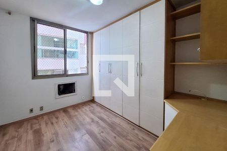Apartamento à venda com 90m², 2 quartos e 1 vagaQuarto