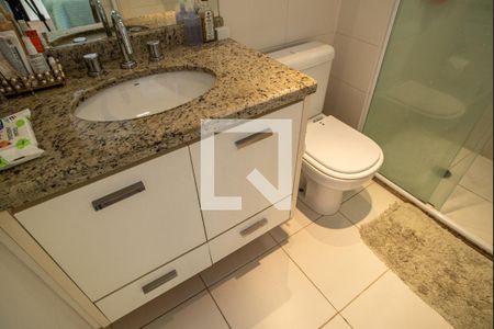 Apartamento à venda com 77m², 1 quarto e 2 vagasBanheiro da Suíte
