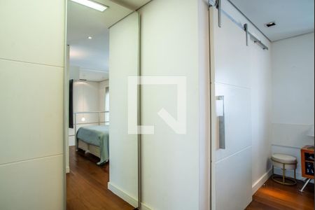 Apartamento à venda com 77m², 1 quarto e 2 vagasSuíte