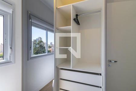 Apartamento para alugar com 36m², 1 quarto e 1 vagaQuarto - Armários