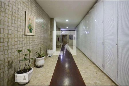 Apartamento à venda com 65m², 2 quartos e 2 vagasHall de Entrada