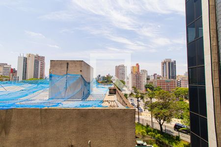 Apartamento à venda com 65m², 2 quartos e 2 vagasVista