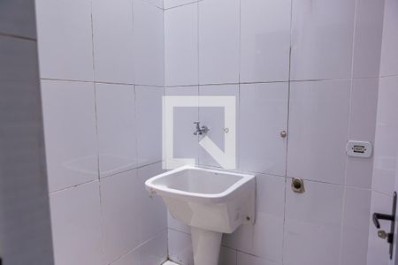 Casa de condomínio para alugar com 60m², 2 quartos e 1 vaga Casa de condomínio para alugar com 60m², 2 quartos e 1 vagaÁrea de Serviço