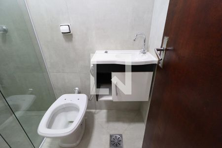 Banheiro da Suíte 1 de apartamento para alugar com 3 quartos, 186m² em Morada da Colina, Uberlândia