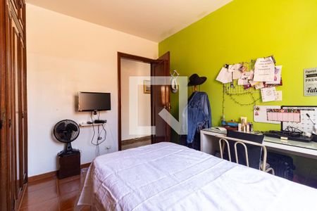 Casa à venda com 180m², 3 quartos e 2 vagasSuíte 2