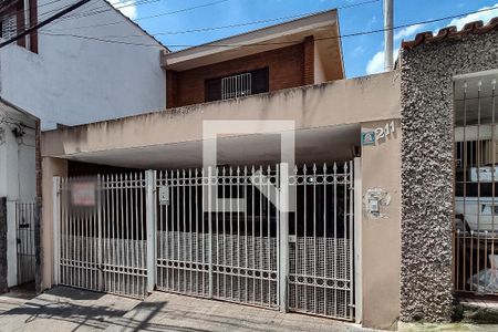 Casa à venda com 180m², 3 quartos e 2 vagasFachada