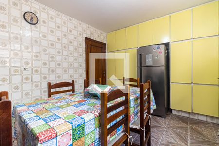 Casa à venda com 180m², 3 quartos e 2 vagasCozinha