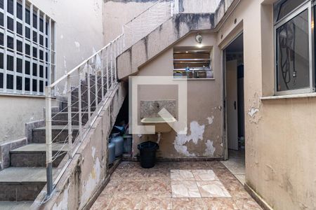 Casa à venda com 180m², 3 quartos e 2 vagasQuintal