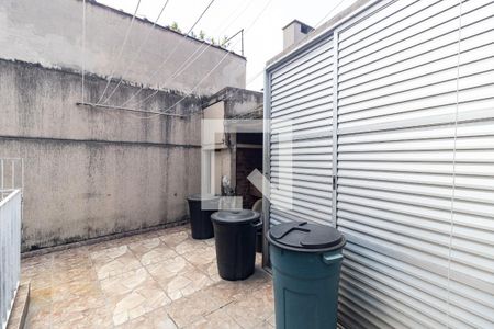 Casa à venda com 180m², 3 quartos e 2 vagasTerraço