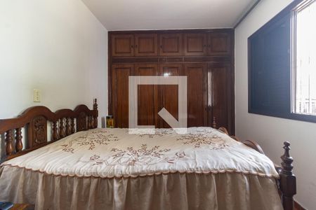 Casa à venda com 180m², 3 quartos e 2 vagasSuíte 1