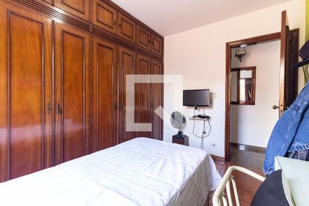 Casa à venda com 180m², 3 quartos e 2 vagasSuíte 2