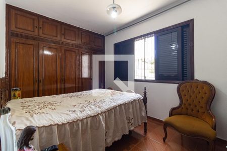 Casa à venda com 180m², 3 quartos e 2 vagasSuíte 1