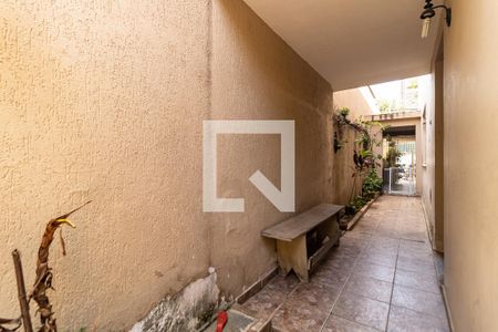 Casa à venda com 180m², 3 quartos e 2 vagasCorredor Lateral