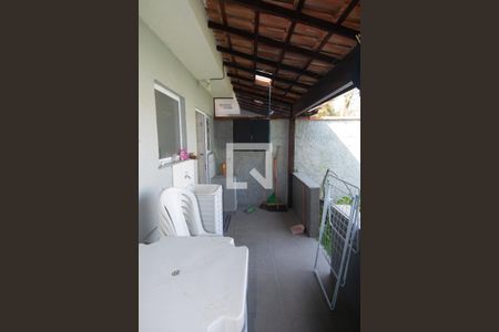 Casa de condomínio para alugar com 86m², 2 quartos e 1 vagaÁrea de Serviço