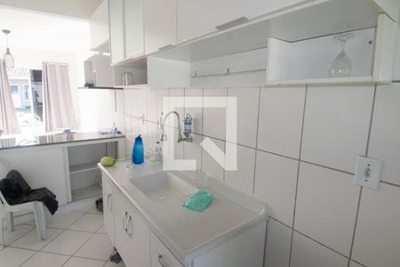 Casa de condomínio para alugar com 86m², 2 quartos e 1 vagaCozinha