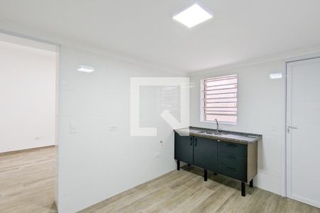Cozinha de casa para alugar com 1 quarto, 20m² em Taboão, São Bernardo do Campo